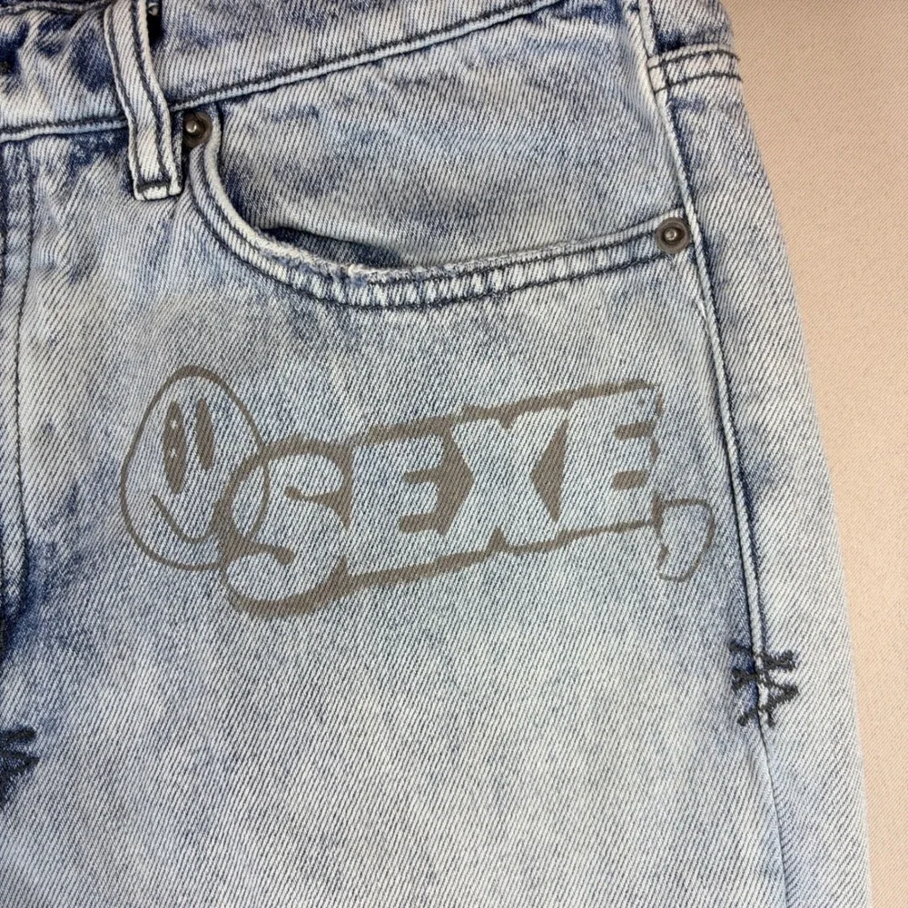 Ksubi Chitch Jeans Mens 33 Light Wash Distressed Graphic Streetwear Denim Pants